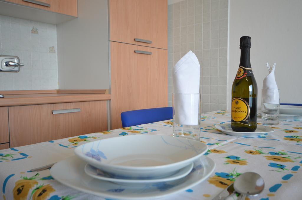 Riva Mare Apartment ريفا ليجوري المظهر الخارجي الصورة